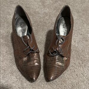 Sam Edelman Brown Textured Ankle Booties